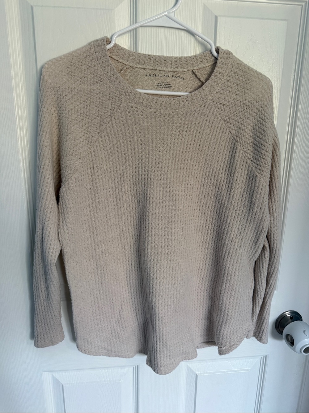 American Eagle Waffle Knit Thermal Long Sleeve Shirt